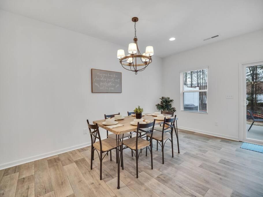 Gorgeous New Townhome/Charlotte! 外观 照片