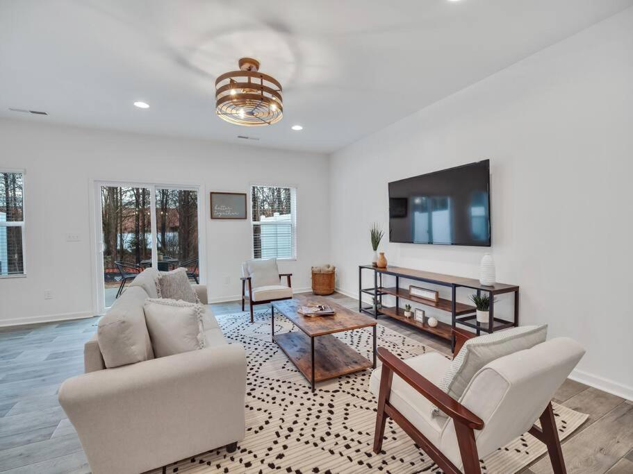 Gorgeous New Townhome/Charlotte! 外观 照片