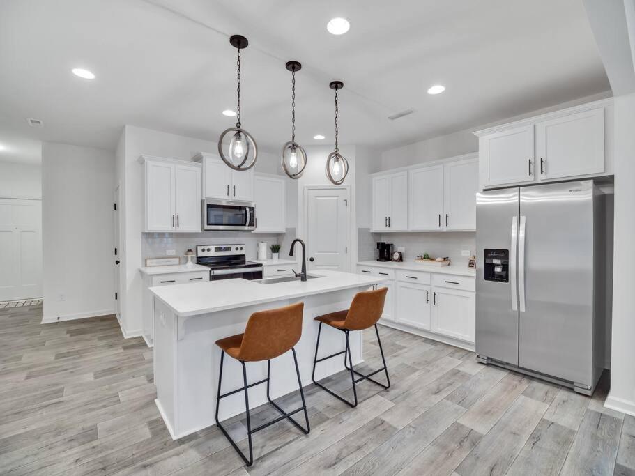 Gorgeous New Townhome/Charlotte! 外观 照片