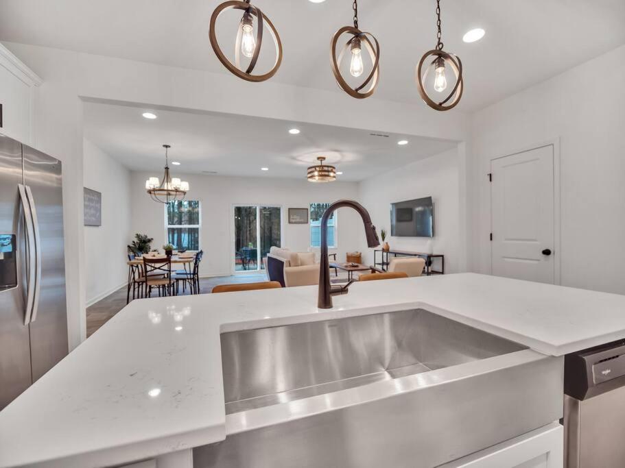 Gorgeous New Townhome/Charlotte! 外观 照片